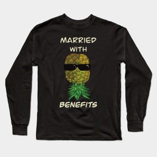 Upside down pineapple wearing glasses - Married witth benefits Long Sleeve T-Shirt